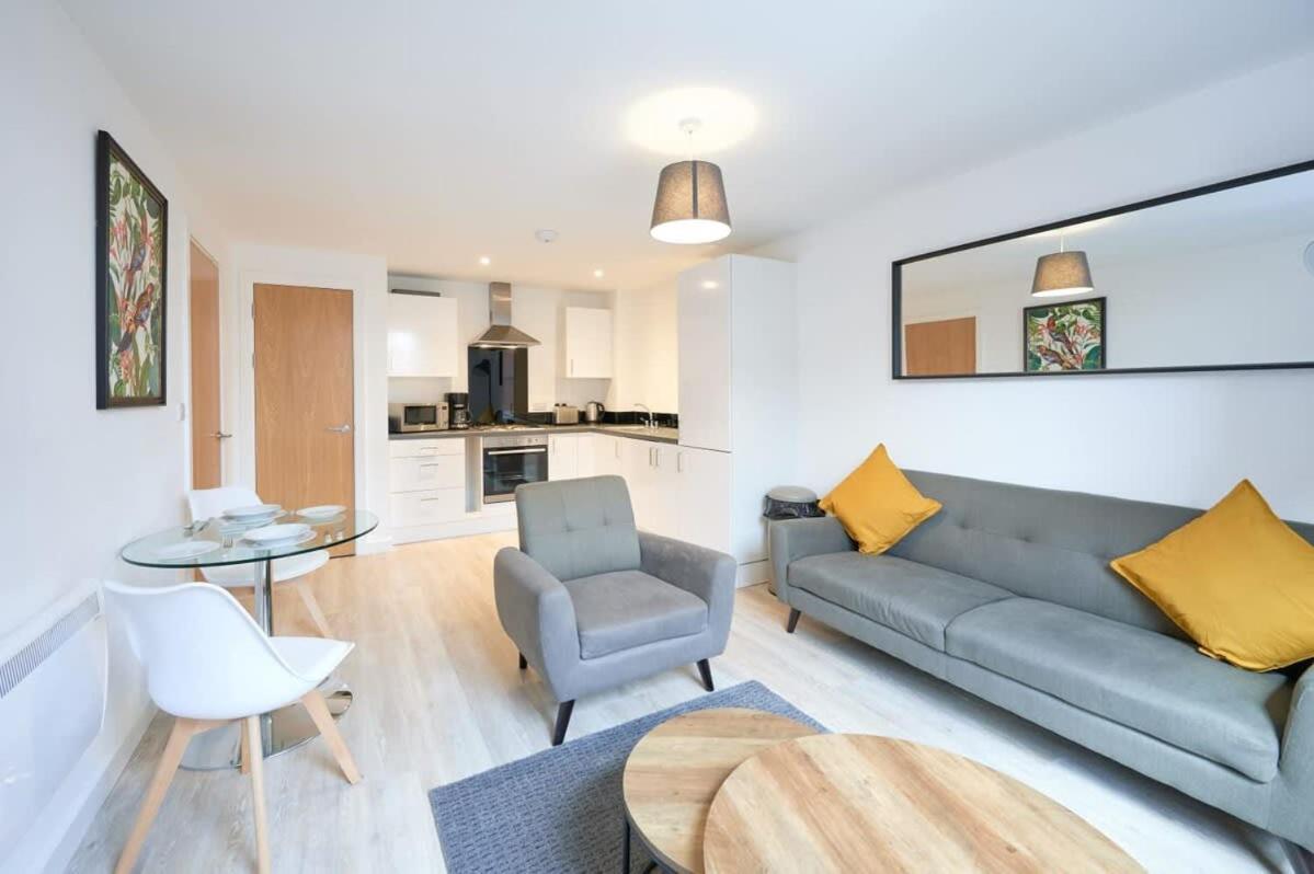 Fabulous 1 Bedroom Apartment In Central Preston Preston  Dış mekan fotoğraf